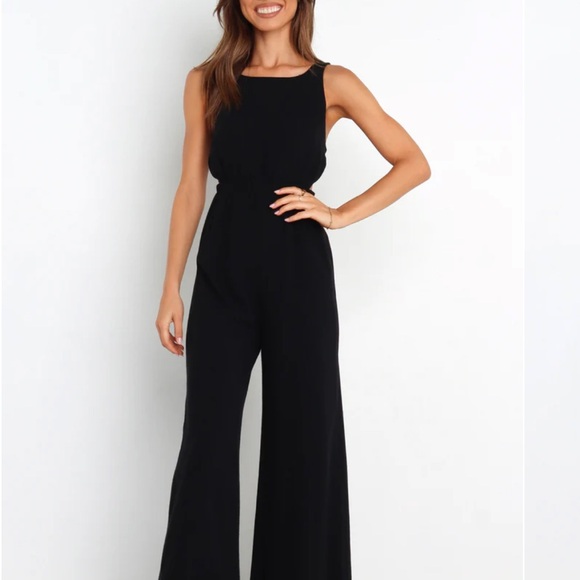 Size 2, black, petal and pup - Picture 1 of 3